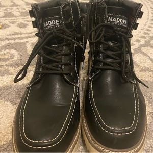 Super cute black boots! Only worn twice, just weren’t my style.